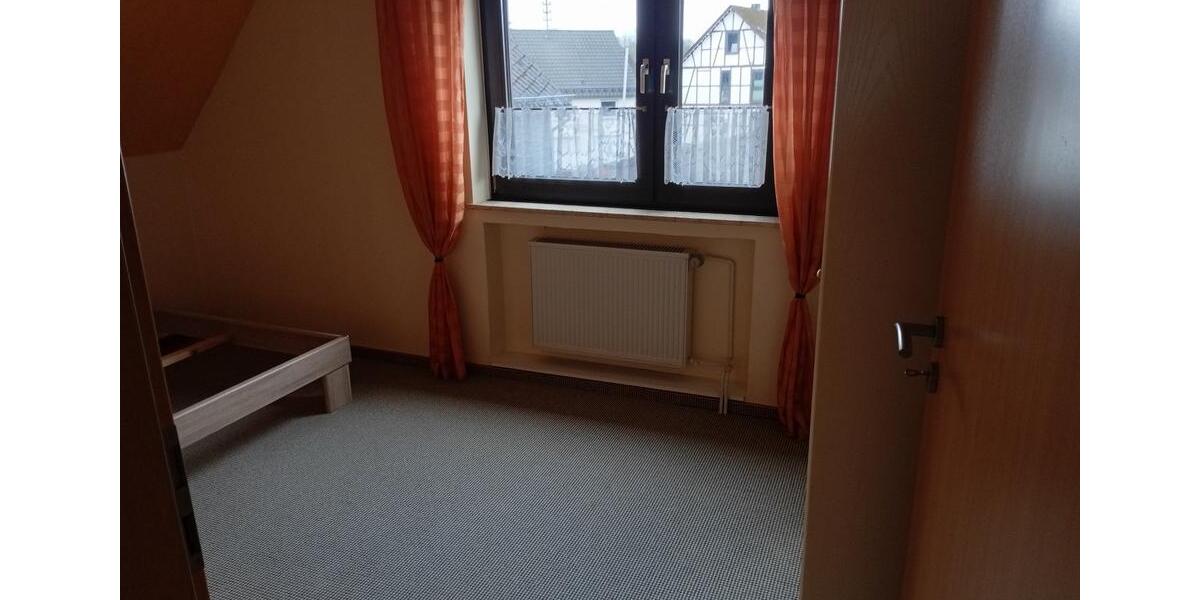 Mehrfamilienhaus, Wohnhaus Elkenroth - 10 Zimmer, 145 m&sup2;, 212.000&euro; | Angebot:27063987
