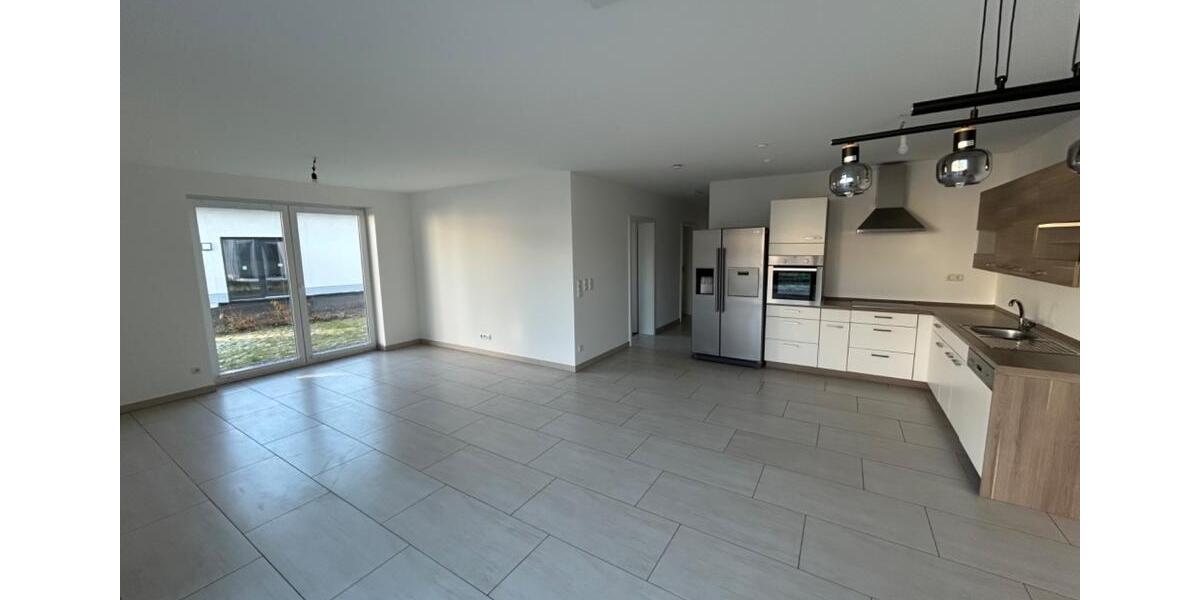 Terrassenwohnung Bad Laasphe - 4 Zimmer, 100 m&sup2;, 285.000&euro; | Angebot:23683835