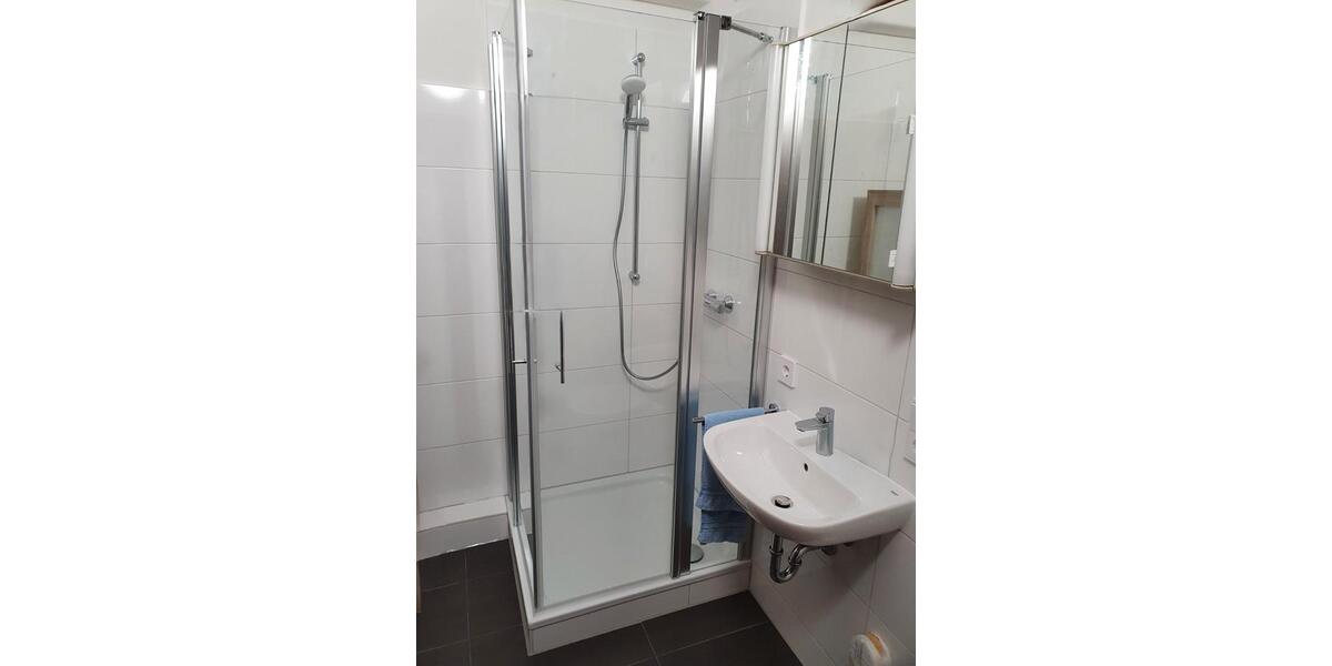 Etagenwohnung Siegen - 2 Zimmer, 73 m&sup2;, 675&euro; | Angebot:25992987