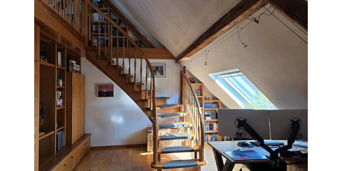 Dachgeschoßwohnung Herdorf - 4 Zimmer, 100 m&sup2;, 155.000&euro; | Angebot:26889413