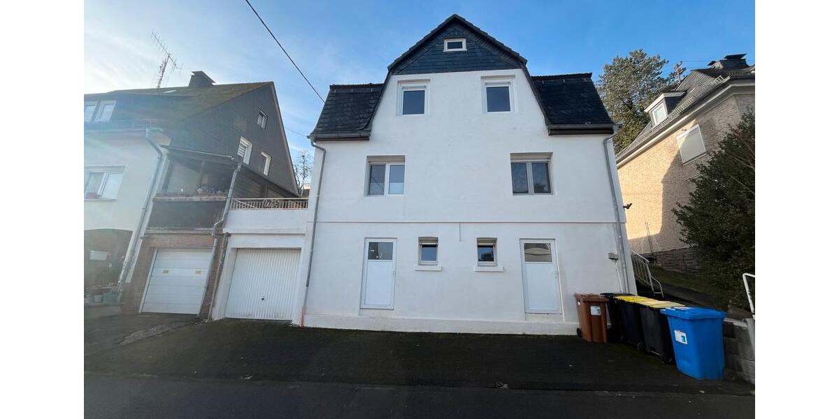 Einfamilienhaus Siegen Eiserfeld - 7 Zimmer, 135 m&sup2;, 250.000&euro; | Angebot:26904115