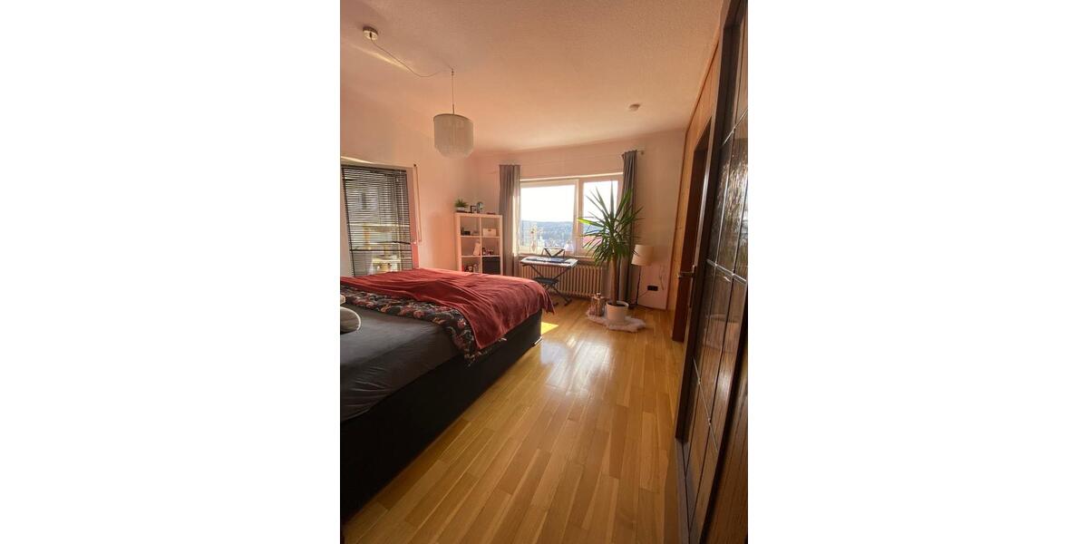 Erdgeschoßwohnung Siegen - 3 Zimmer, 85 m&sup2;, 892&euro; | Angebot:25891434