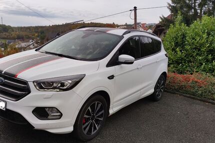 Ford Kuga 115.000 km 16.500 &euro; Freudenberg 57258