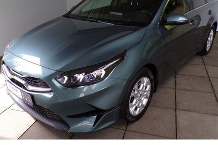 Kia ceed / Ceed 57.995 km 19.970 &euro; Lennestadt 57368