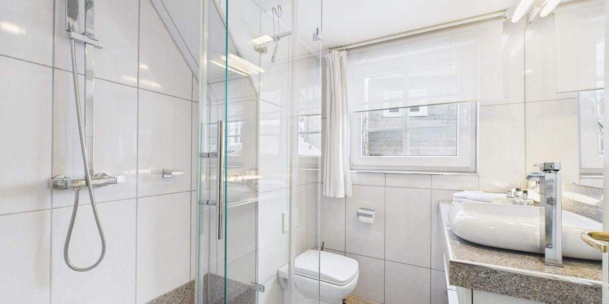 Mehrfamilienhaus, Wohnhaus Burbach - 1 Zimmer, 300 m&sup2;, 499.000&euro; | Angebot:25686761