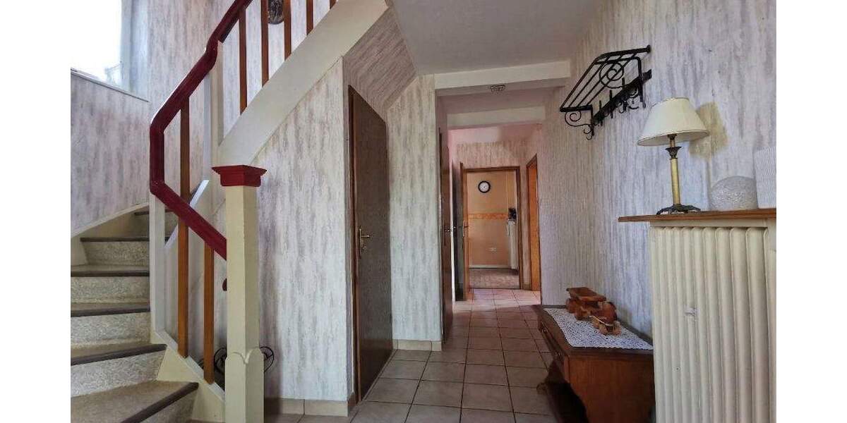 Einfamilienhaus Mudersbach - 7 Zimmer, 131 m&sup2;, 179.000&euro; | Angebot:25820831