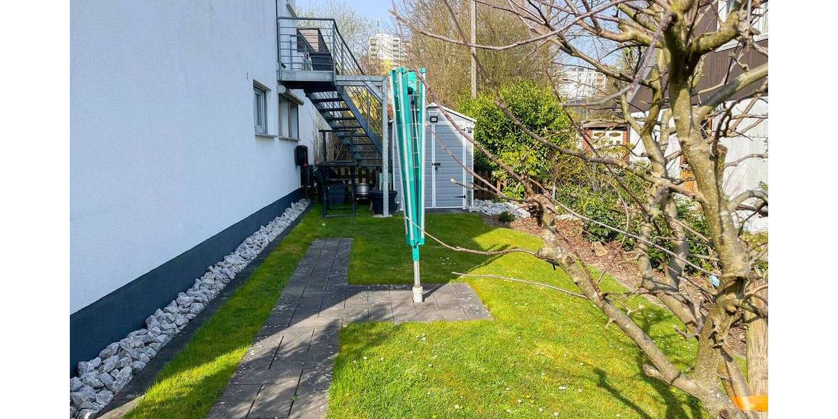 Etagenwohnung Kreuztal - 4 Zimmer, 121 m&sup2;, 299.000&euro; | Angebot:26015121