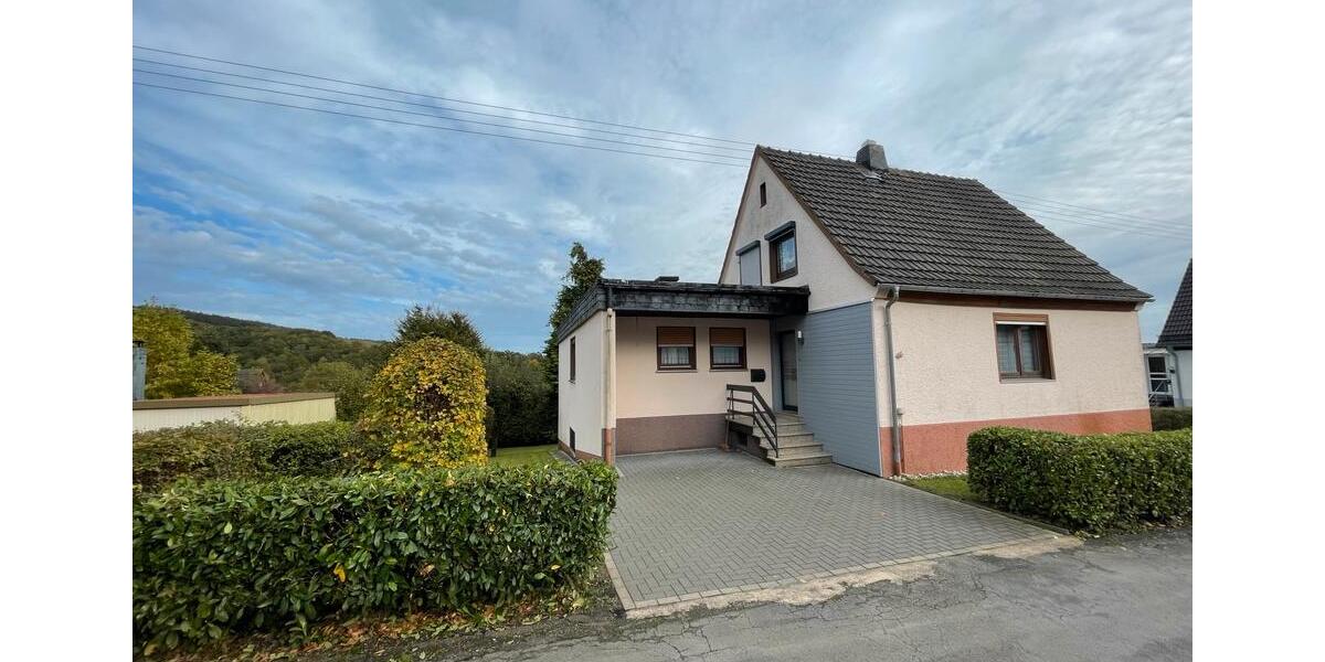 Einfamilienhaus Kreuztal - 2 Zimmer, 150 m&sup2;, 249.000&euro; | Angebot:25070806