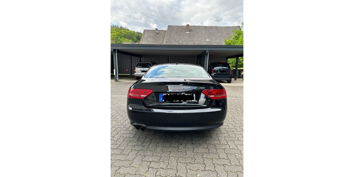 Audi A5 63.000 km 13.500 &euro; Kirchhundem 57399