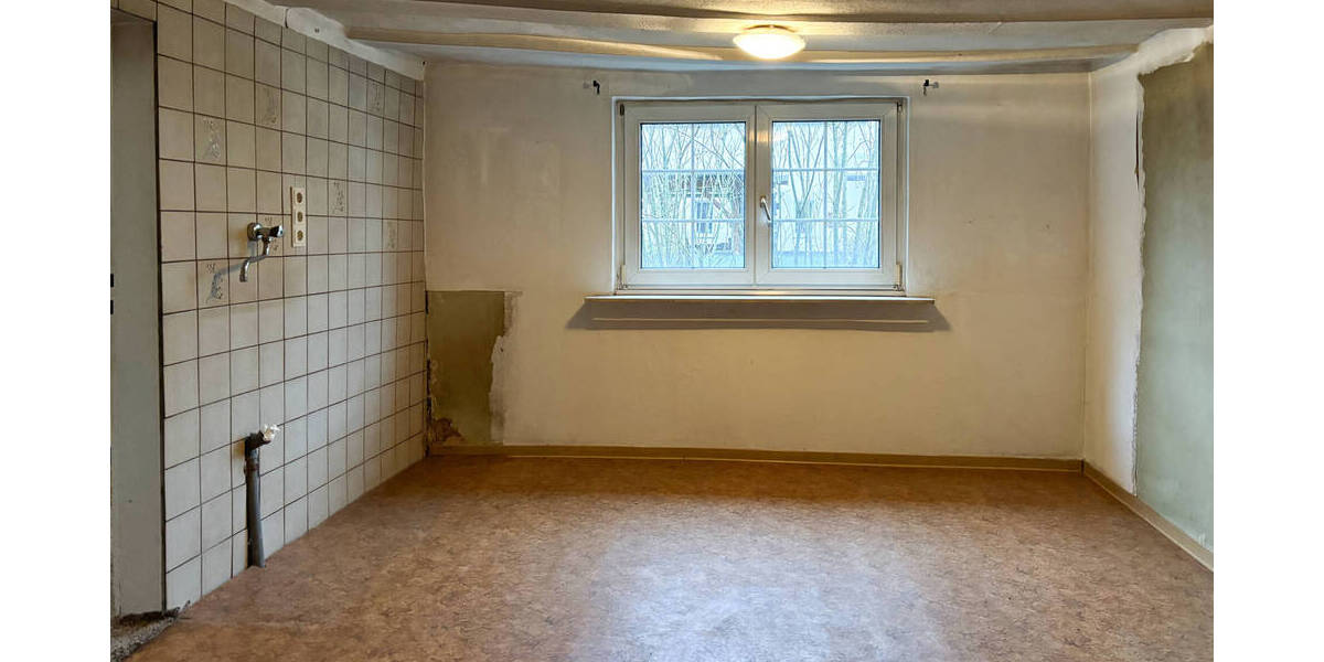 Einfamilienhaus Selbach - 1 Zimmer, 174 m&sup2;, 99.000&euro; | Angebot:25691803