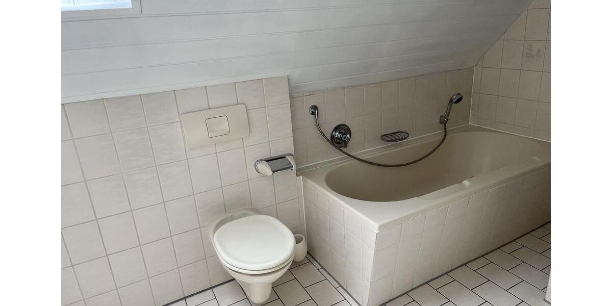 Etagenwohnung Kirchhundem - 2 Zimmer, 90 m&sup2;, 780&euro; | Angebot:22943823