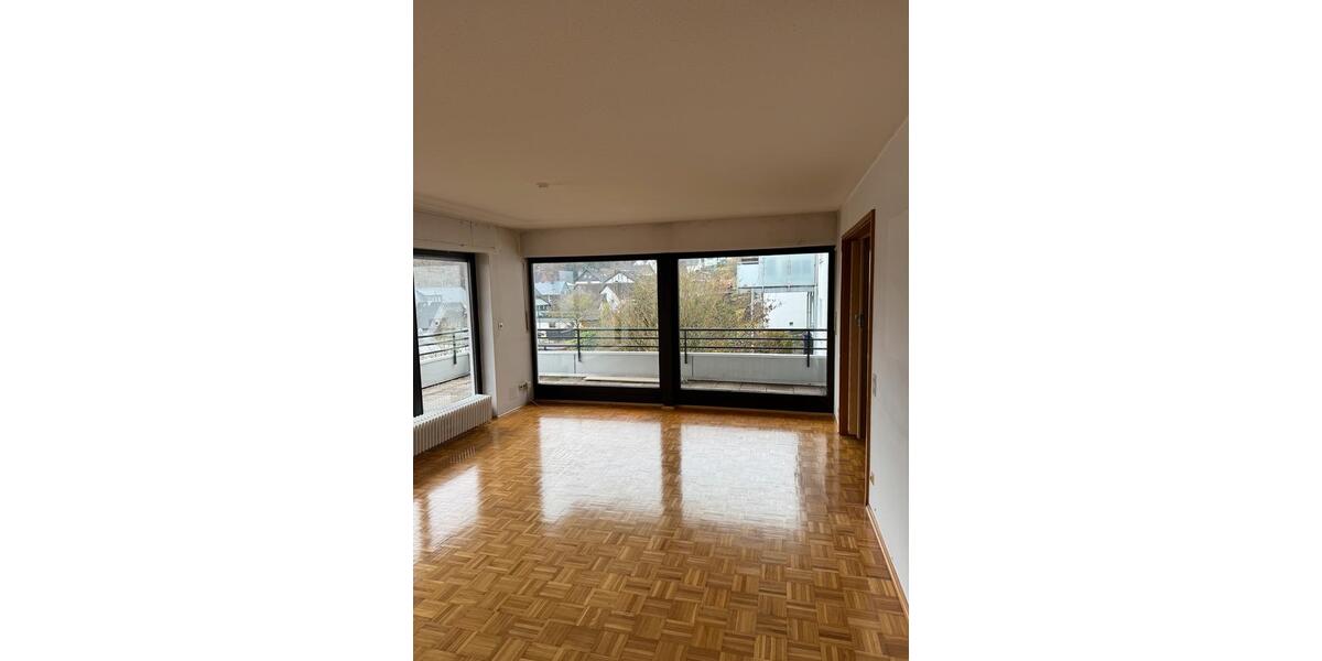 Mehrfamilienhaus, Wohnhaus Siegen Dillnhütten - 9 Zimmer, 301 m&sup2;, 430.000&euro; | Angebot:25376158