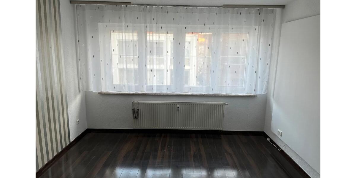 Etagenwohnung Siegen Weidenau - 3 Zimmer, 107 m&sup2;, 1.350&euro; | Angebot:26424573