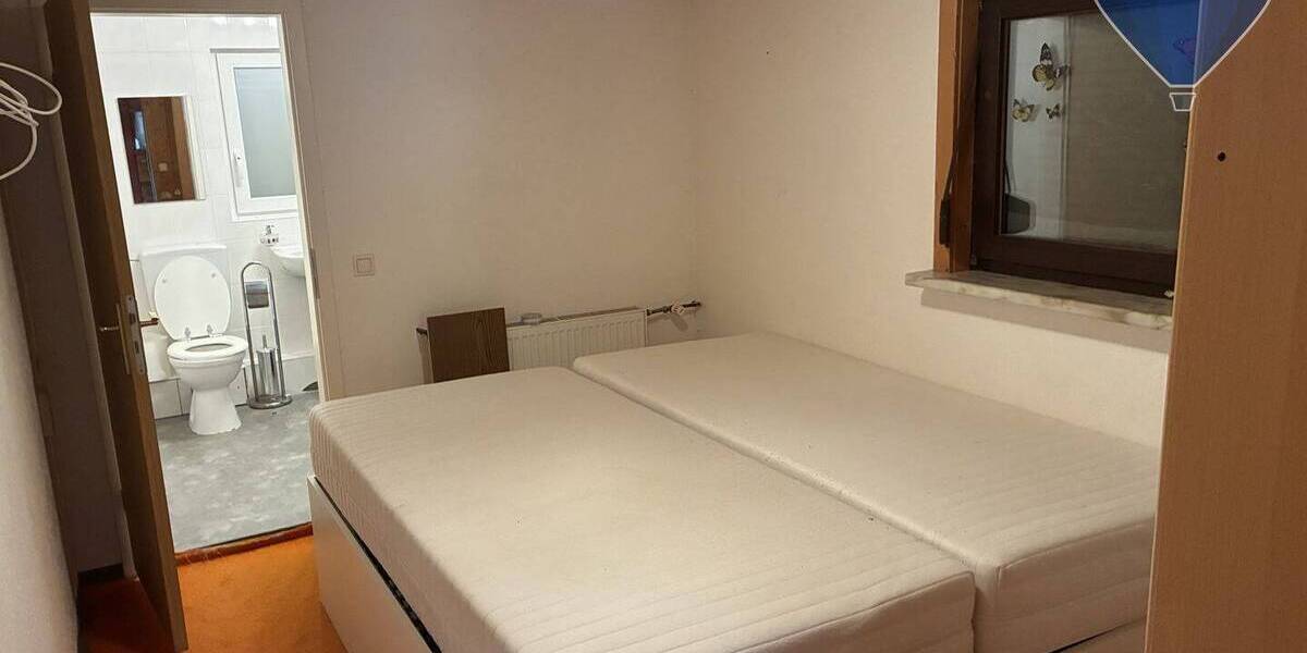 Mehrfamilienhaus, Wohnhaus Driedorf Heisterberg Heisterberg - 5 Zimmer, 101 m&sup2;, 135.000&euro; | Angebot:25664419