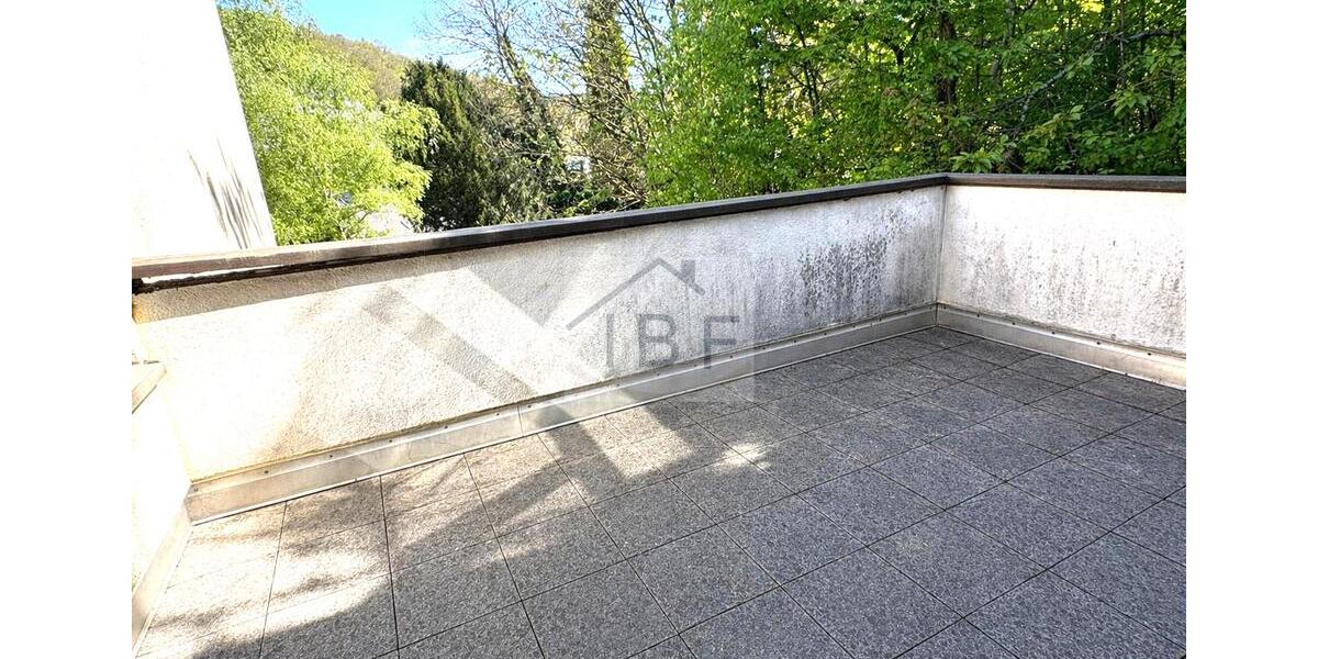 Dachgeschoßwohnung Siegen Kaan-Marienborn - 2 Zimmer, 68 m&sup2;, 600&euro; | Angebot:26455666