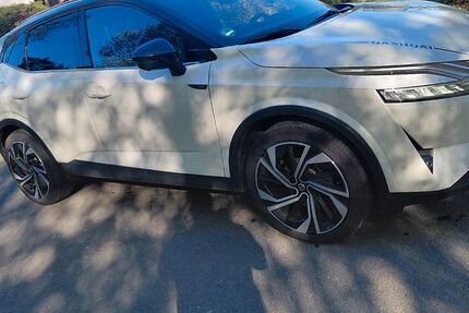 Nissan Qashqai 52.000 km 24.499 &euro; Haiger 35708