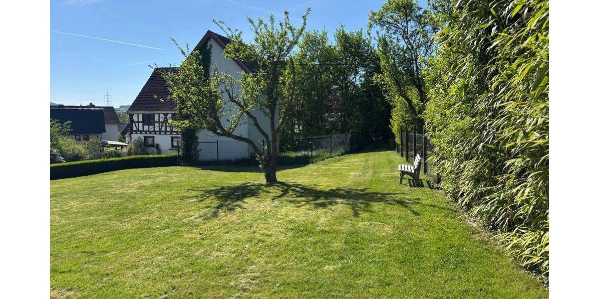 Mehrfamilienhaus, Wohnhaus Hamm/Sieg Sieg - 6 Zimmer, 214 m&sup2;, 129.000&euro; | Angebot:25691824