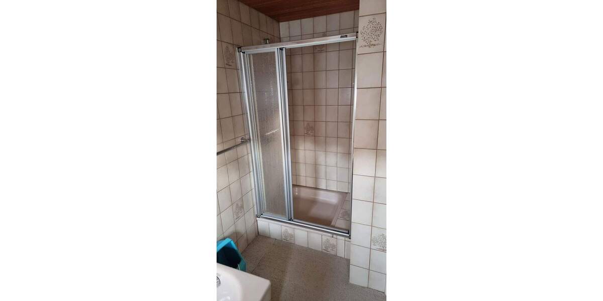 Einfamilienhaus Hilchenbach - Allenbach Allenbach - 7 Zimmer, 150 m&sup2;, 230.000&euro; | Angebot:25877540