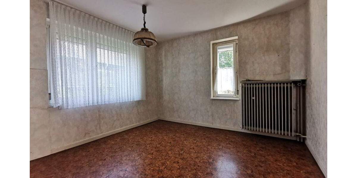 Einfamilienhaus Mudersbach - 7 Zimmer, 131 m&sup2;, 179.000&euro; | Angebot:25820831