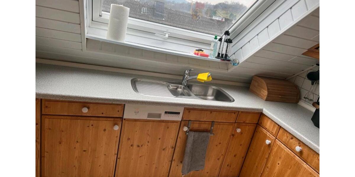 Dachgeschoßwohnung Eschenburg - 6 Zimmer, 130 m&sup2;, 900&euro; | Angebot:25220160