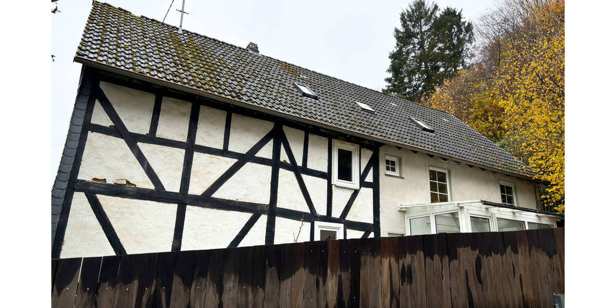 Einfamilienhaus Selbach - 1 Zimmer, 174 m&sup2;, 99.000&euro; | Angebot:25691803