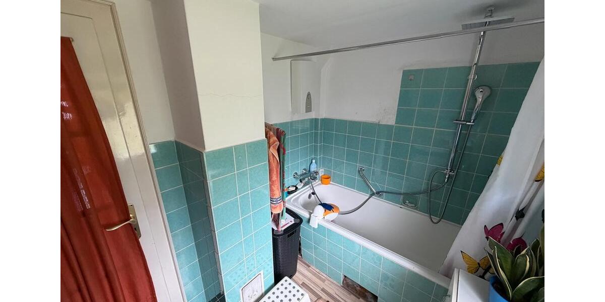 Einfamilienhaus Siegen Eiserfeld - 5 Zimmer, 100 m&sup2;, 174.000&euro; | Angebot:27225890