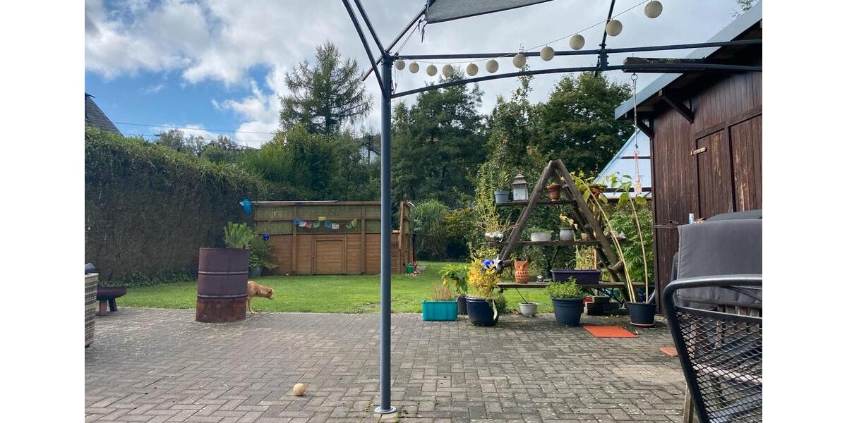 Doppelhaushälfte Herdorf - 10 Zimmer, 110 m&sup2;, 217.000&euro; | Angebot:25057039