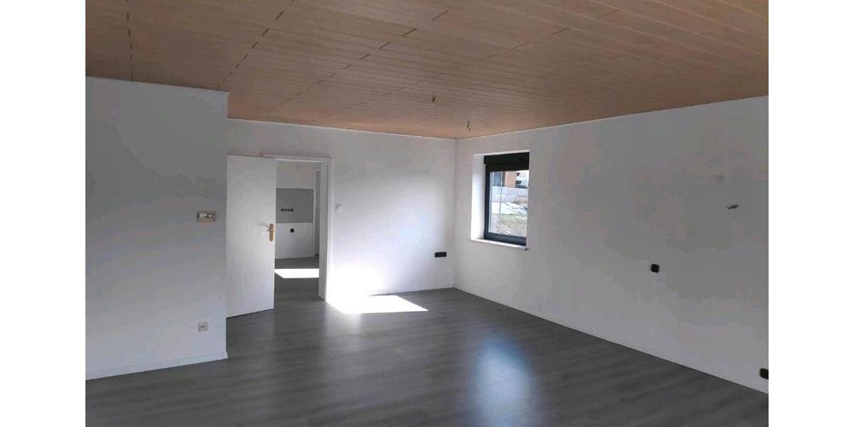 Erdgeschoßwohnung Dillenburg Oberscheld - 3 Zimmer, 116 m&sup2;, 900&euro; | Angebot:26615138