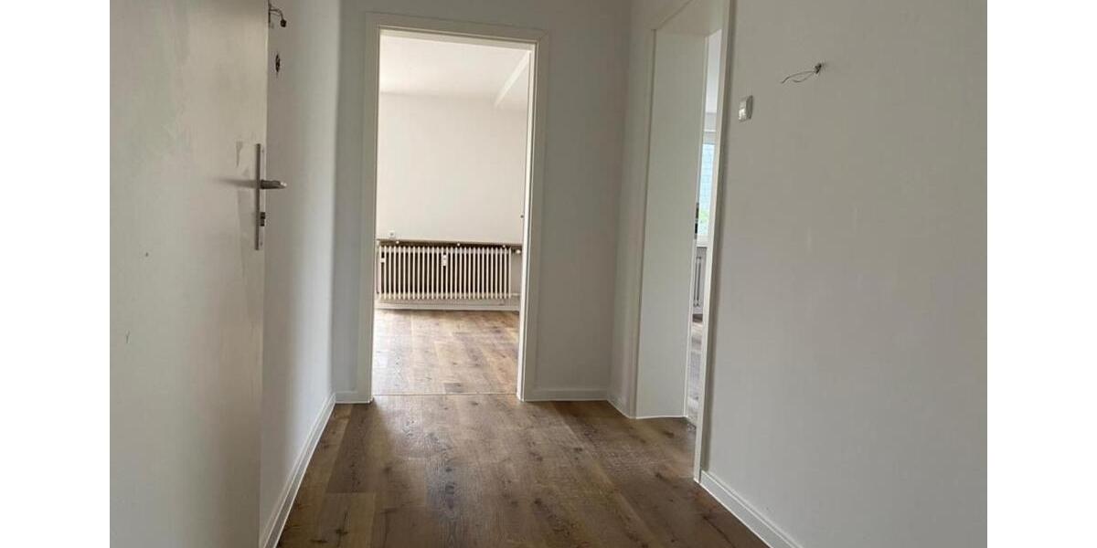 Etagenwohnung Siegen Kaan-Marienborn - 3 Zimmer, 115 m&sup2;, 920&euro; | Angebot:25975465