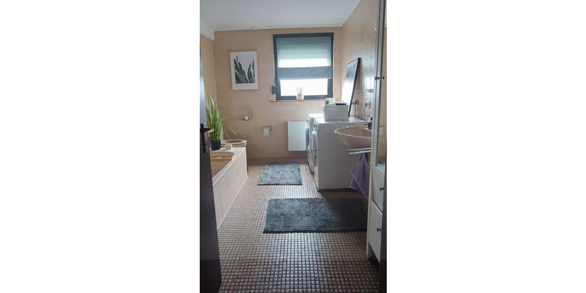 Dachgeschoßwohnung Waldbröl - 3 Zimmer, 73 m&sup2;, 620&euro; | Angebot:23278041