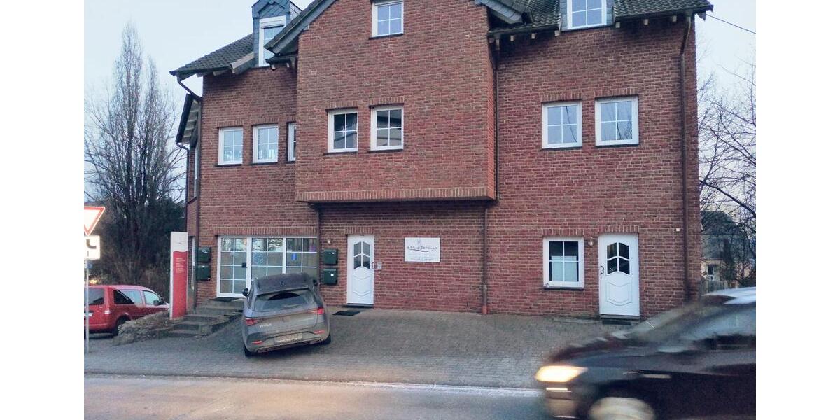Erdgeschoßwohnung Bad Marienberg (Westerwald) - 5 Zimmer, 105 m&sup2;, 950&euro; | Angebot:21176264