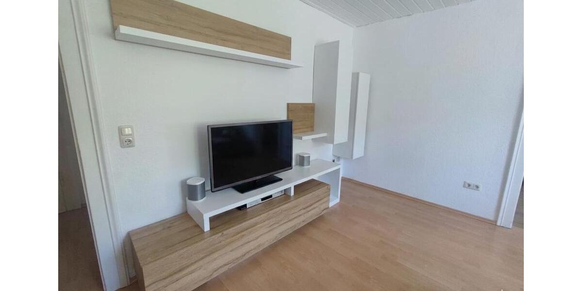 Dachgeschoßwohnung Siegen Dillnhütten - 3 Zimmer, 72 m&sup2;, 980&euro; | Angebot:26418889