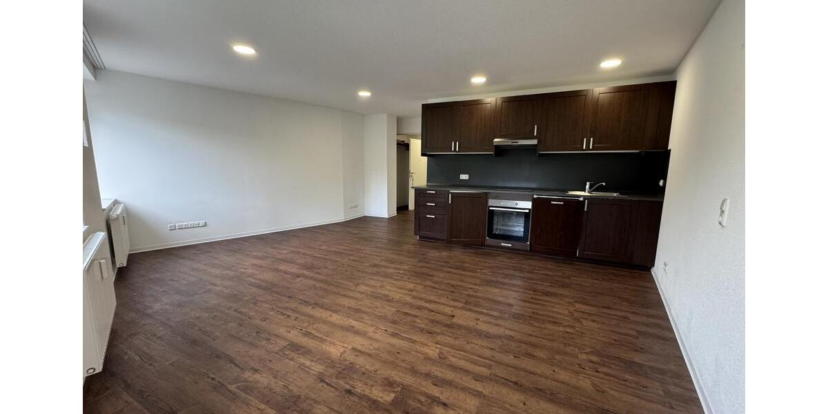 Etagenwohnung Siegen - 2 Zimmer, 62 m&sup2;, 750&euro; | Angebot:25352663