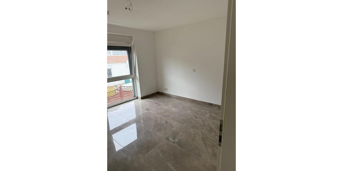 Etagenwohnung Eschenburg - 2 Zimmer, 68 m&sup2;, 700&euro; | Angebot:26039773