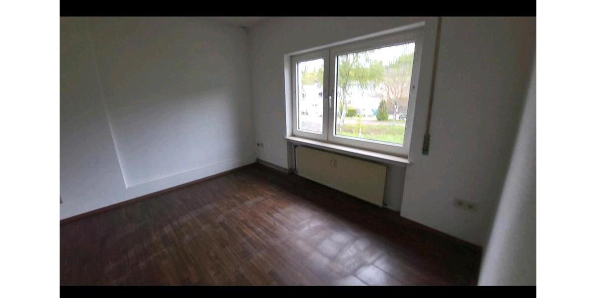 Mehrfamilienhaus, Wohnhaus Bad Laasphe - 13 Zimmer, 250 m&sup2;, 70.000&euro; | Angebot:26682934