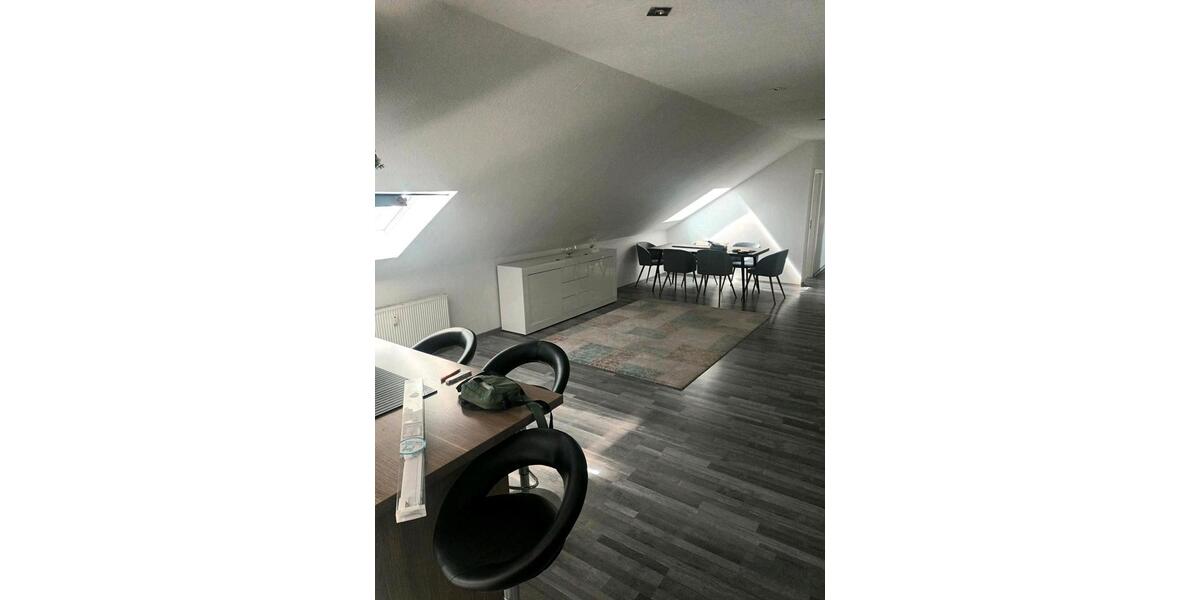 Dachgeschoßwohnung Rennerod - 4 Zimmer, 118 m&sup2;, 109.000&euro; | Angebot:26425634