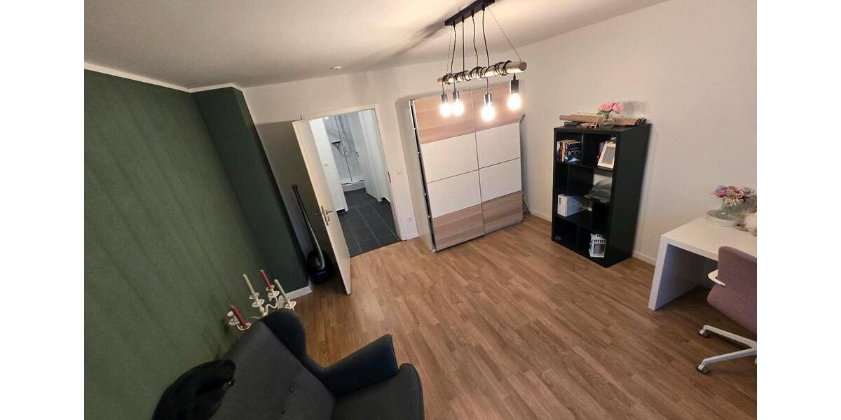 Etagenwohnung Siegen Dillnhütten - 1 Zimmer, 55 m&sup2;, 518&euro; | Angebot:25602110