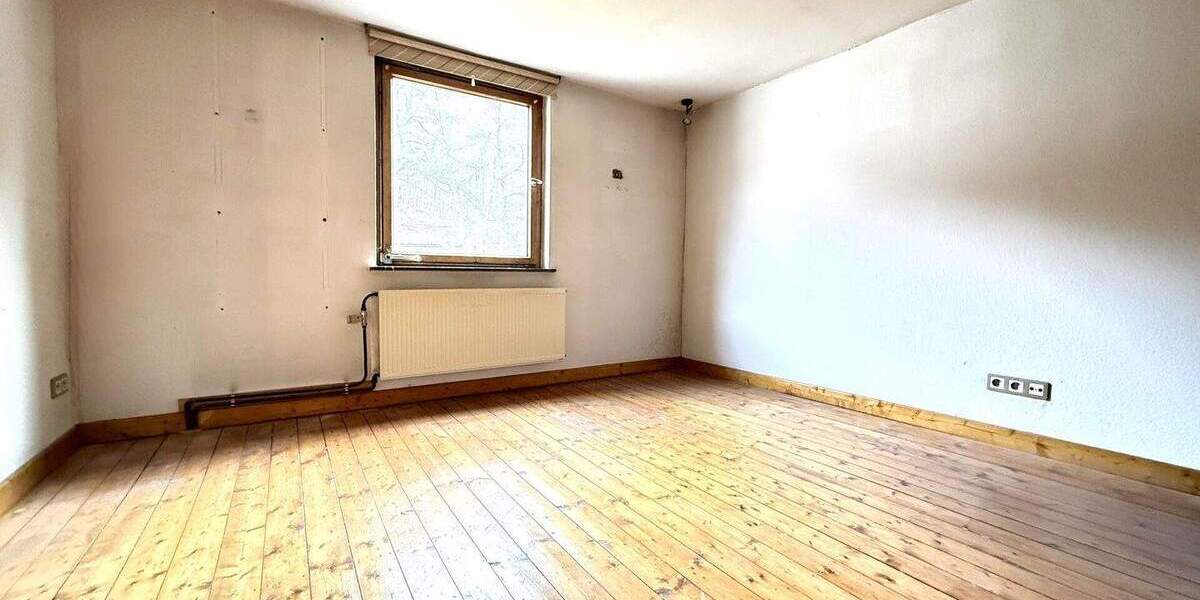 Einfamilienhaus Daaden VG - 5 Zimmer, 90 m&sup2;, 185.000&euro; | Angebot:25738161