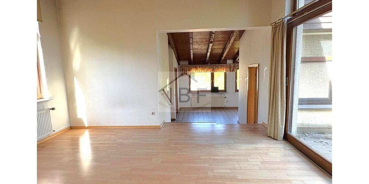 Dachgeschoßwohnung Siegen Kaan-Marienborn - 2 Zimmer, 68 m&sup2;, 600&euro; | Angebot:26455666