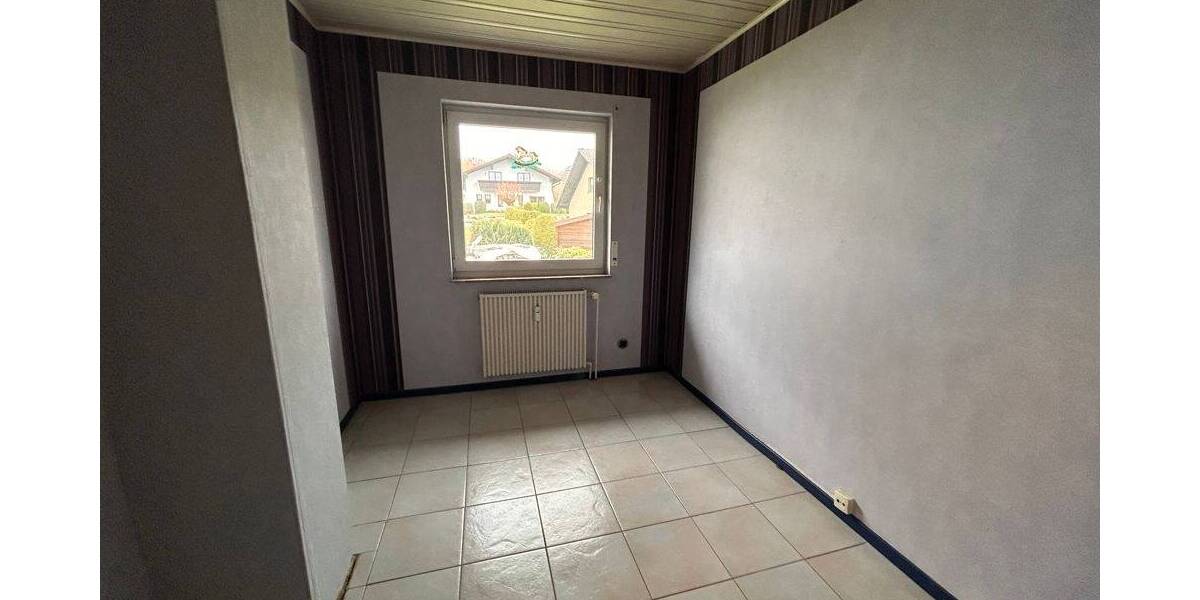 Mehrfamilienhaus, Wohnhaus Nisterau Bach - 7 Zimmer, 160 m&sup2;, 249.000&euro; | Angebot:25799353