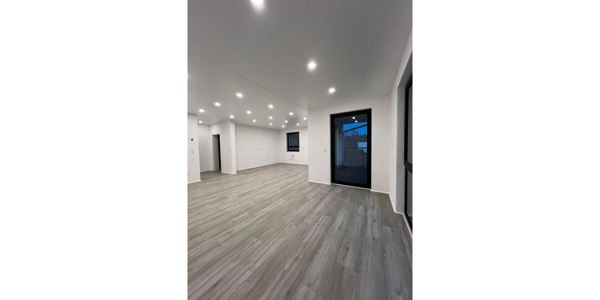 Terrassenwohnung Netphen - 3 Zimmer, 100 m&sup2;, 1.050&euro; | Angebot:25972378