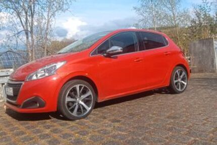 Peugeot 208 112.000 km 10.000 &euro; Burbach 57299