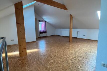 Haus Kirchen (Sieg) - 5 Zimmer, 110 m&sup2;, 770&euro; | Angebot:26563086