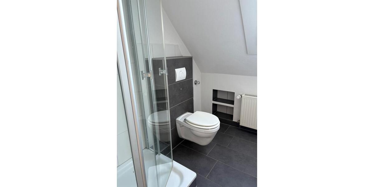 Dachgeschoßwohnung Siegen Kaan-Marienborn - 3 Zimmer, 75 m&sup2;, 179.000&euro; | Angebot:25960743