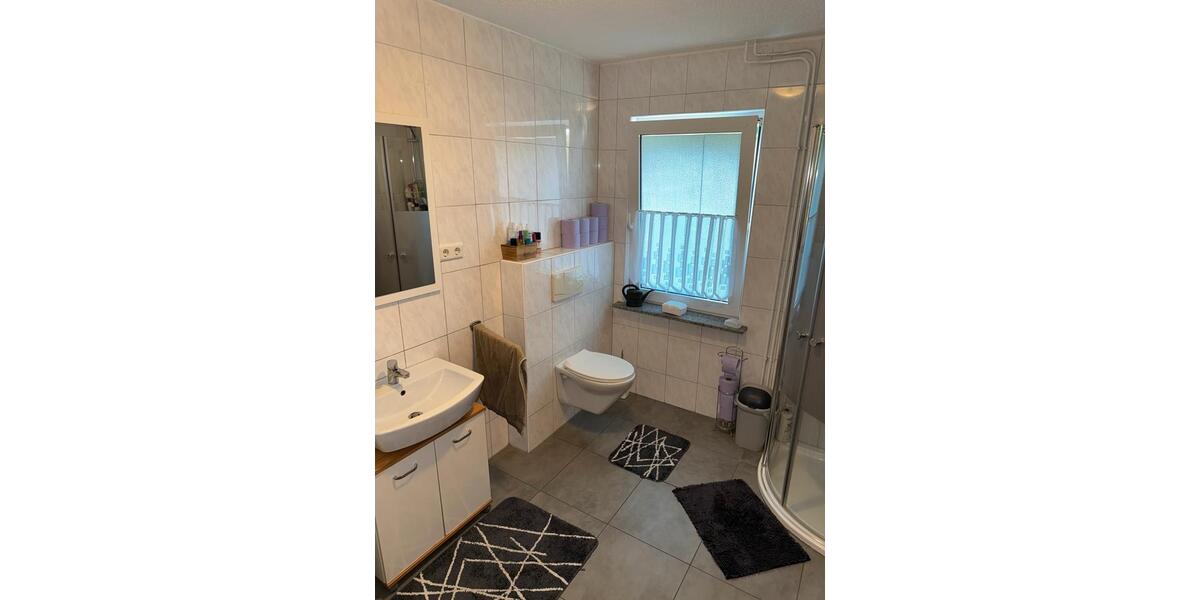 Einfamilienhaus Neunkirchen - 4 Zimmer, 110 m&sup2;, 1.000&euro; | Angebot:25921118