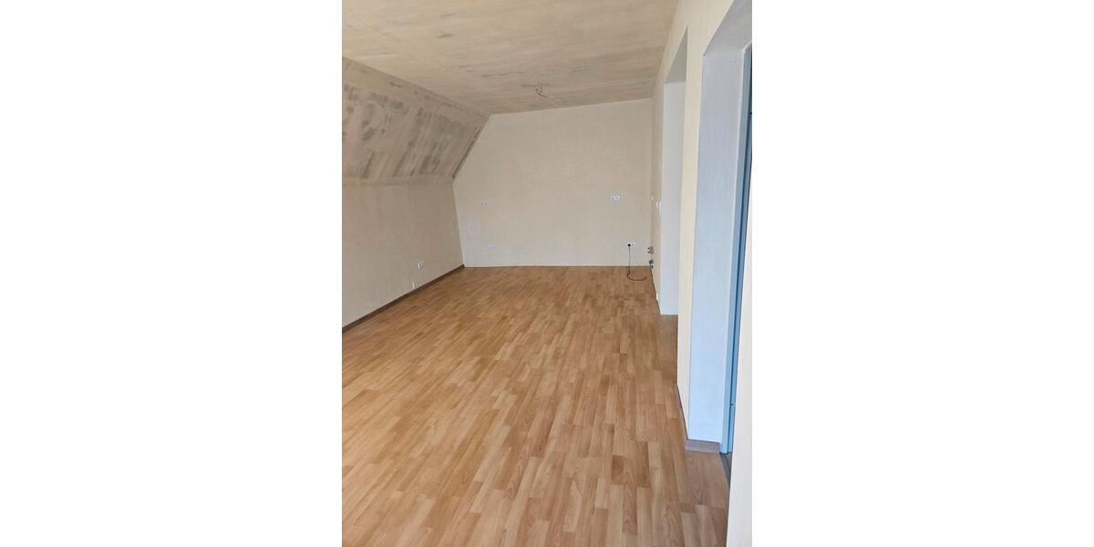 Etagenwohnung Herborn - 3 Zimmer, 80 m&sup2;, 720&euro; | Angebot:25520133
