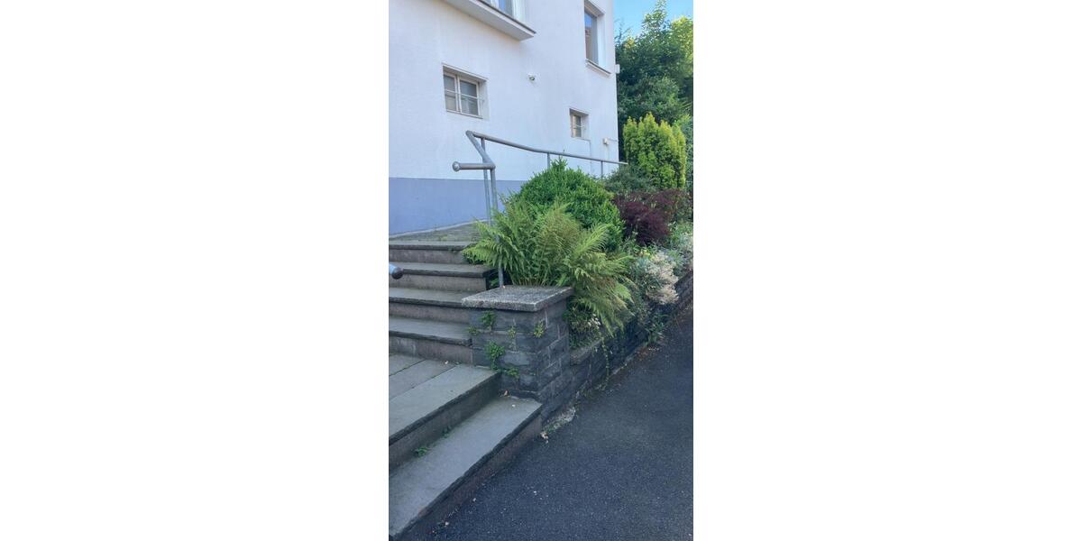 Einfamilienhaus Siegen Kaan-Marienborn - 7 Zimmer, 235 m&sup2;, 330.000&euro; | Angebot:26851474
