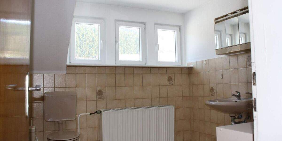 Einfamilienhaus Bad Laasphe Rüppershausen - 8 Zimmer, 129.000&euro; | Angebot:25729628
