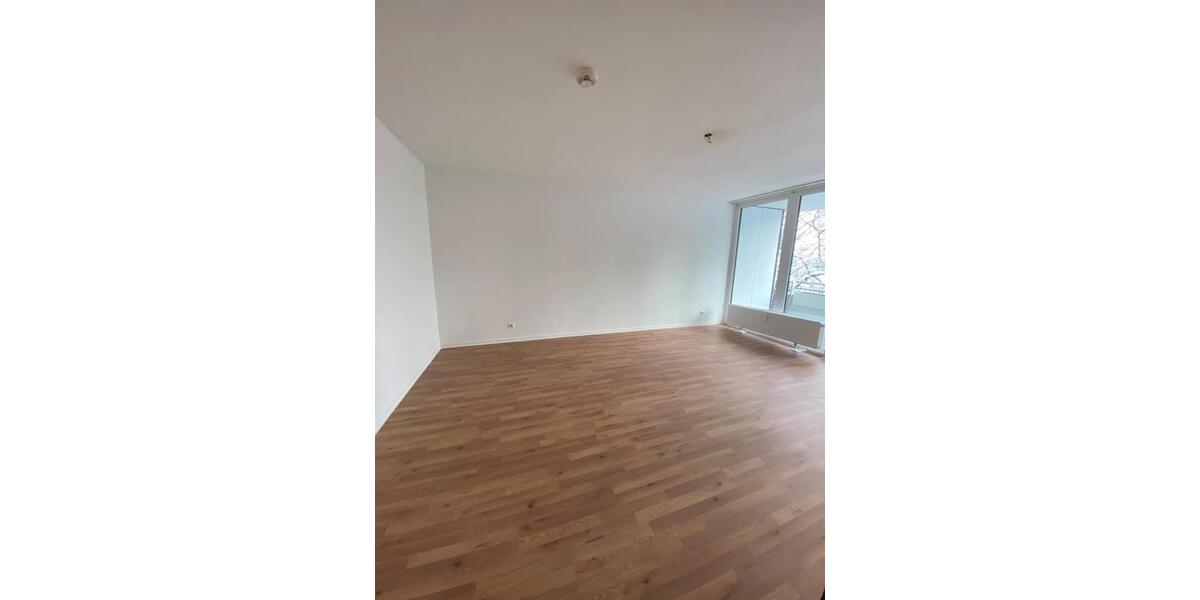 Etagenwohnung Siegen - 3 Zimmer, 79 m&sup2;, 629&euro; | Angebot:19904594