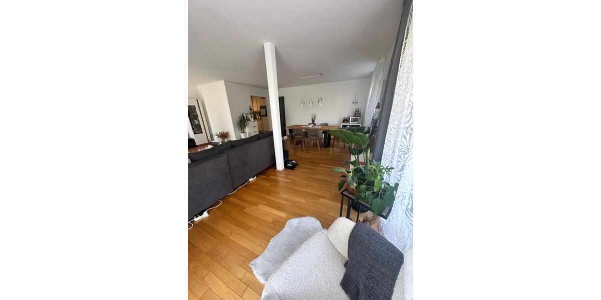 Hochparterre Siegen Dillnhütten - 3 Zimmer, 92 m&sup2;, 960&euro; | Angebot:25841783